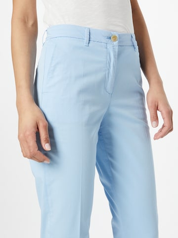 TOMMY HILFIGER Slimfit Chino hlače | modra barva
