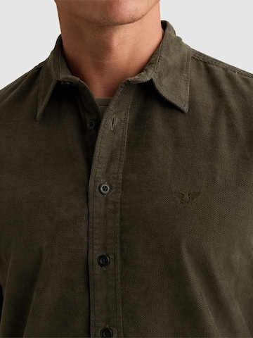Coupe regular Chemise 'Corduroy shirt with chest embroidery' PME Legend en vert