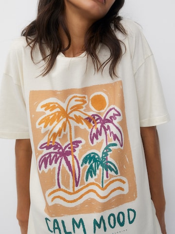 Pull&Bear T-Shirt in Beige