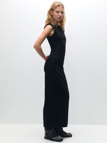 Pull&Bear Kleid in Schwarz