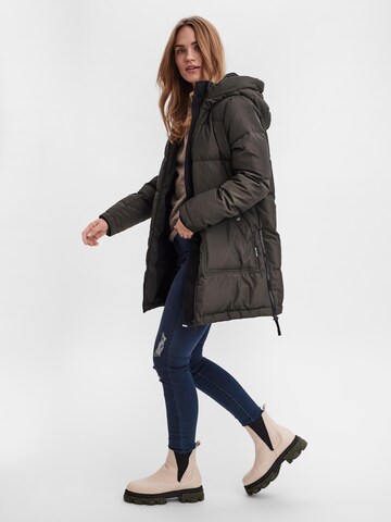 VERO MODA Winterjas 'Oslo' in Groen