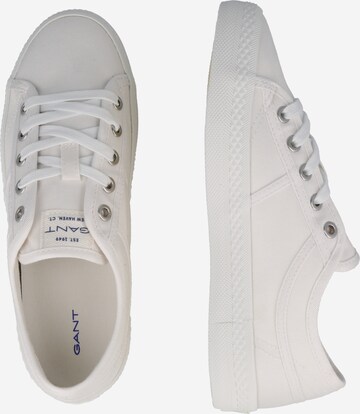 GANT Platform trainers in White