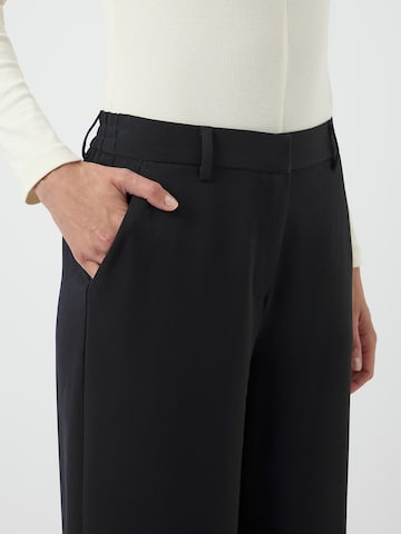 YAS - Pierna ancha Pantalón 'YASSUSSI' en negro