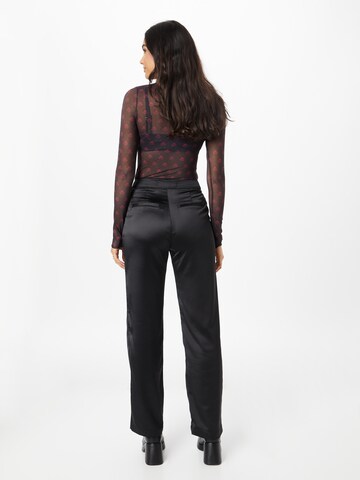 HOLLISTER Loose fit Pleat-Front Pants in Black