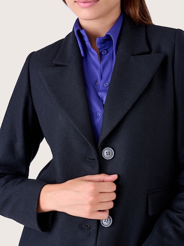 Manteau d’hiver 'CLOTILDEA' Camomilla Italia en noir
