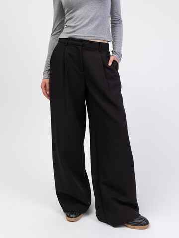 BROKE + SCHÖN Wide Leg Hose 'Anzughose mit weitem Bein'‌‌‌‌‌‌‌‌ in Schwarz: Vorderseite
