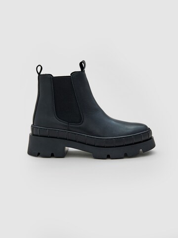 EDITED Chelsea Boots 'Rebekah' in Black: front