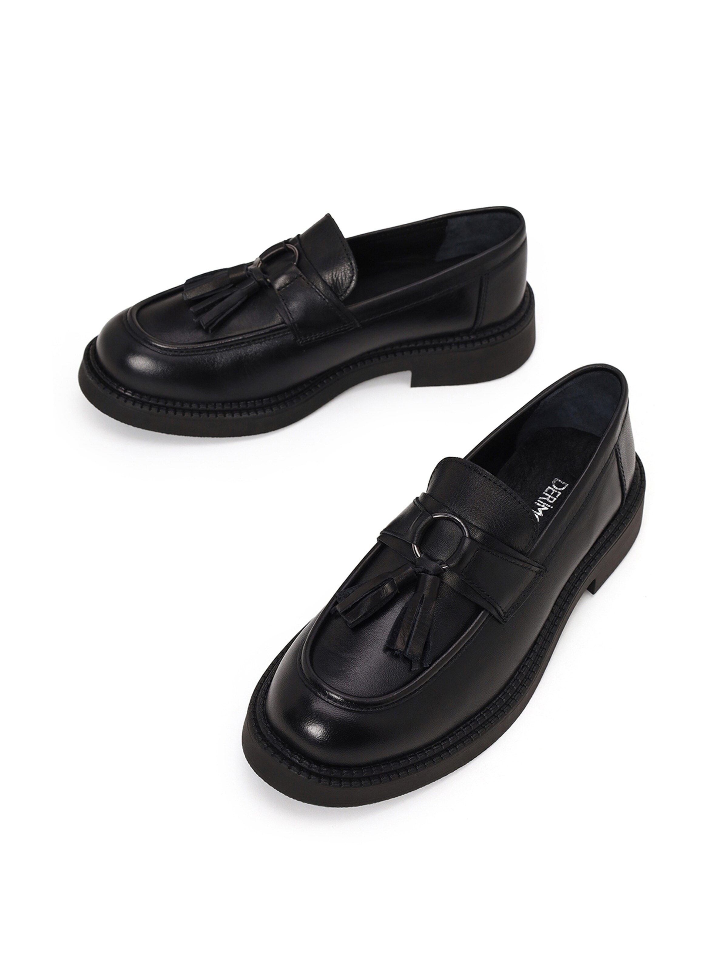 Chaussure basse Derimod en noir