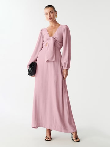 Rochie 'FRESCA' de la St MRLO pe roz: față