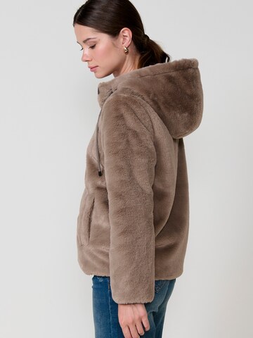 KOROSHI Přechodná bunda – hnědá