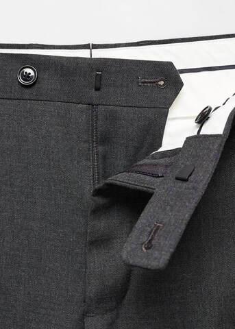 MANGO MAN Regular Hose 'Monaco' in Grau