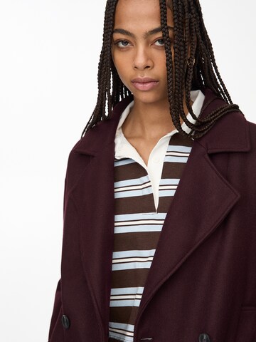 Pull&Bear Between-seasons coat in Red