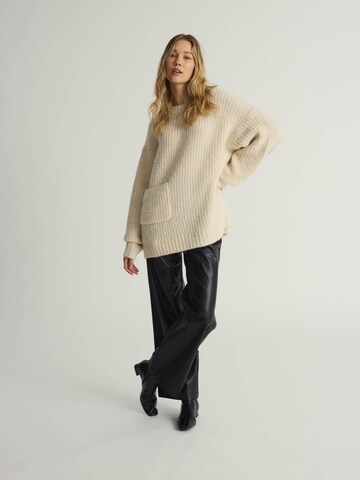 VERSTIQUE - Jersey talla grande en beige