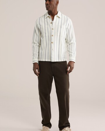 Coupe regular Chemise WE Fashion en blanc