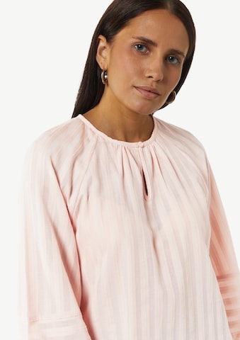 Chemisier comma casual identity en rose