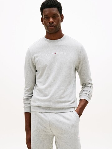 TOMMY HILFIGER Sweatshirt in Grau: Vorderseite
