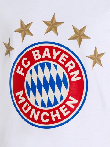 FC BAYERN MÜNCHEN T-Shirt 'FC Bayern München' in Weiß