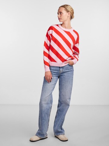 Pull-over 'Abby' PIECES en rouge