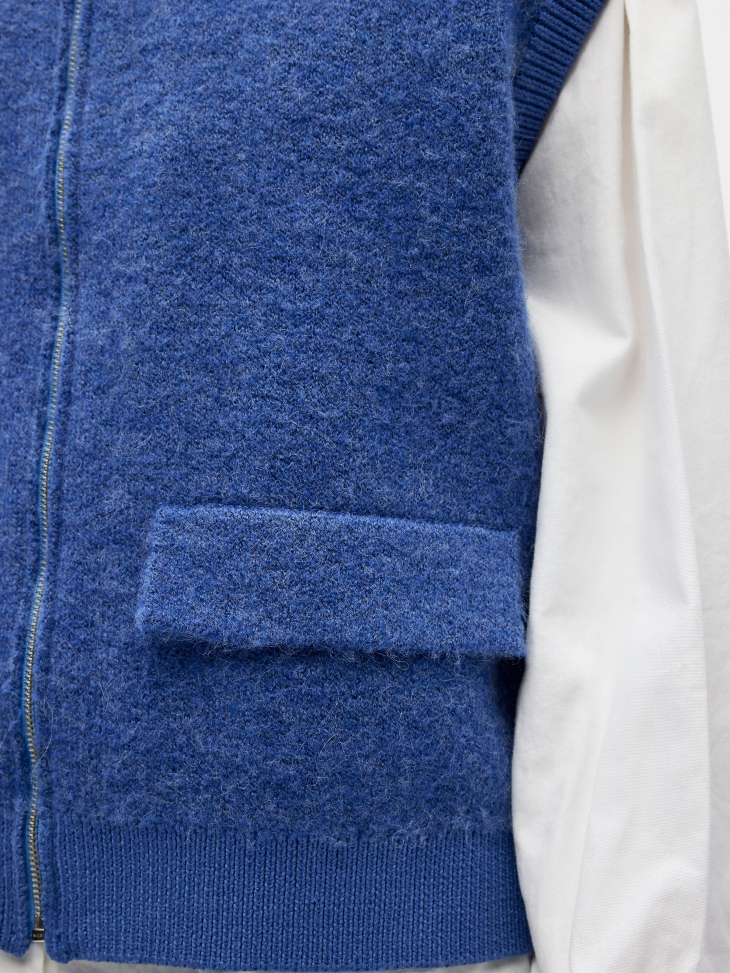 Gilet in maglia di OBJECT in blu