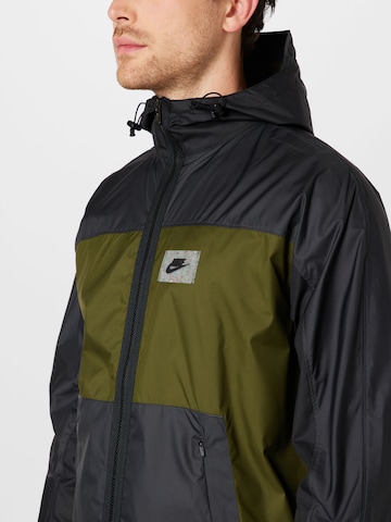 Nike Sportswear Jacke in Blau