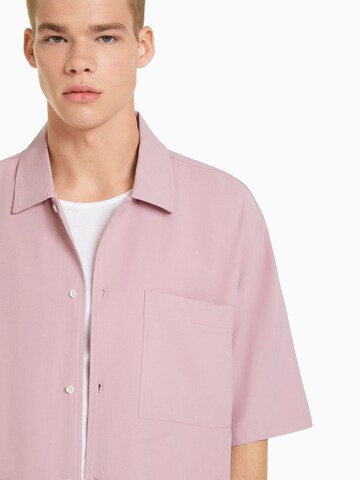 Bershka Comfort Fit Hemd in Pink