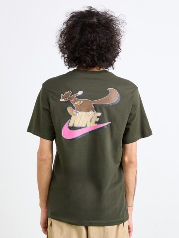 Nike Sportswear Тениска 'CLUB' в зелено: отпред