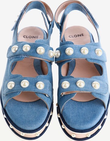 Clone Sandals & High-Heeled Sandals in 40 in Blue