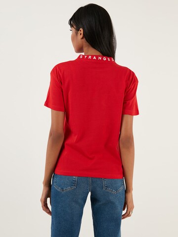 LELA T-Shirt 'Lela' in Rot