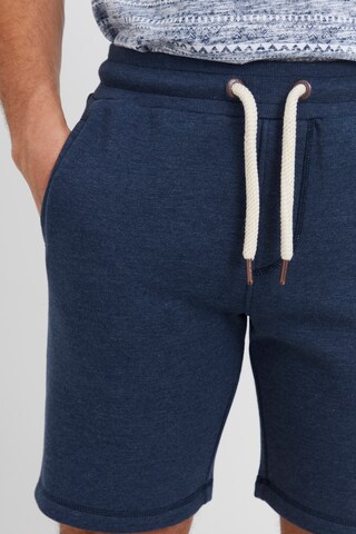 !Solid Regular Shorts 'Trippo' in Blau