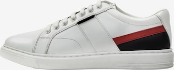 DreiMaster Maritim Sneakers laag in Wit: voorkant