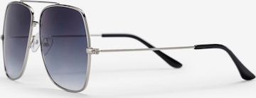 CHPOSunčane naočale 'Cliff' - srebro boja: prednji dio