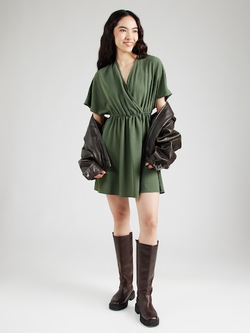 ABOUT YOU Φόρεμα 'Wendy Dress' σε πράσινο: μπροστά
