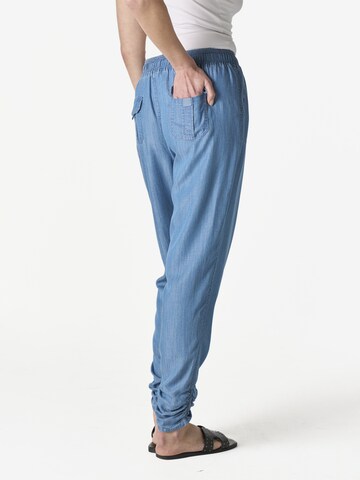KOROSHI - Tapered Vaquero en azul