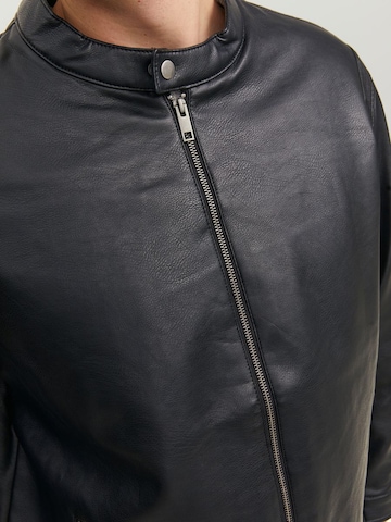 Jack & Jones Plus Between-Season Jacket in Black