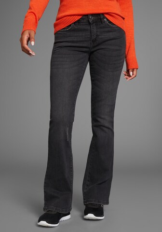 KangaROOS Flared Jeans in Black: front