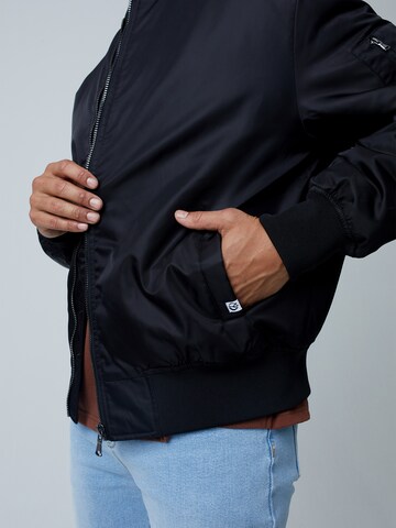 ABOUT YOU x Benny Cristo Between-Season Jacket 'Christos' in Black