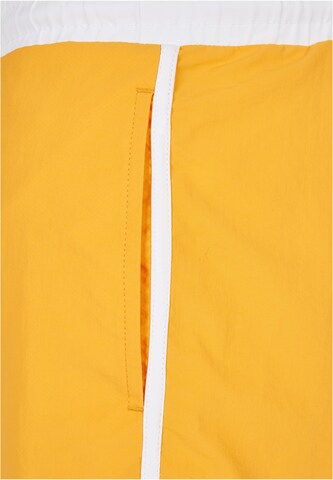Shorts de bain 'Retro' Urban Classics en jaune