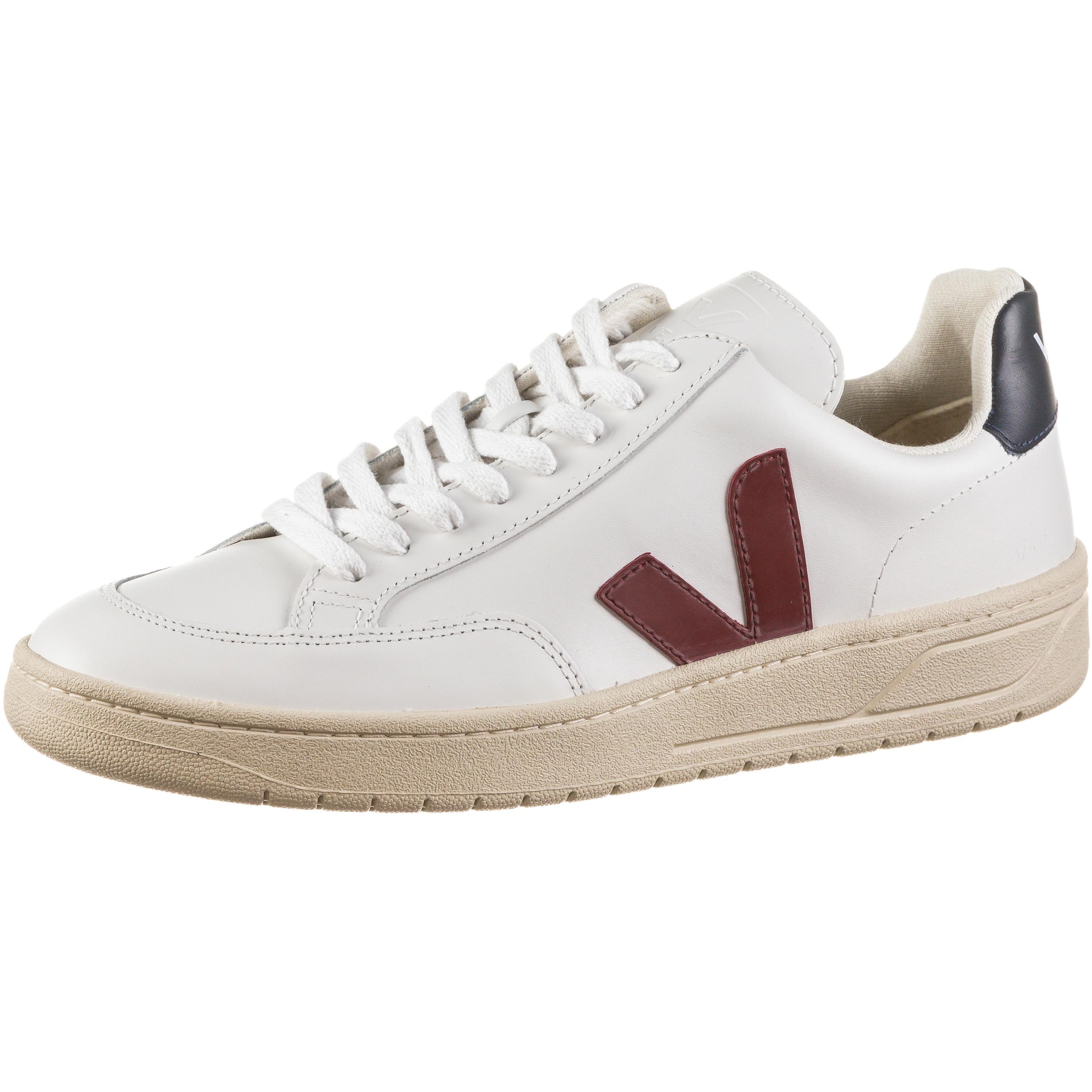 Sneaker bassa 'V12' di Veja in bianco: frontale