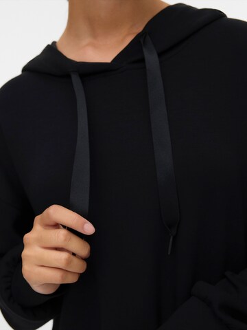 Sweat-shirt 'VMHALI' VERO MODA en noir