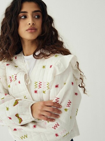 Noella Välikausitakki ' Skye ' värissä beige