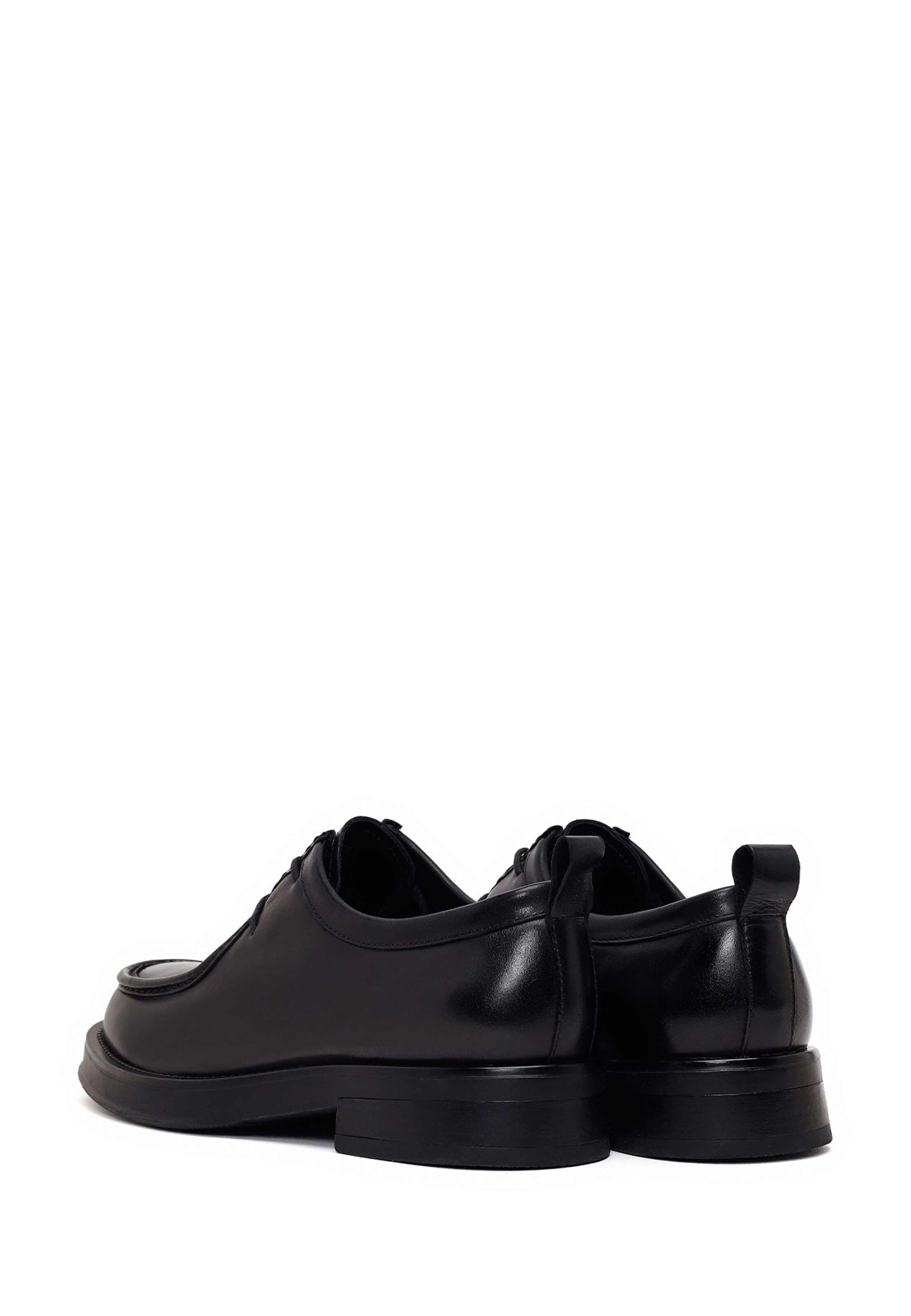 Derimod Moccasins in Black