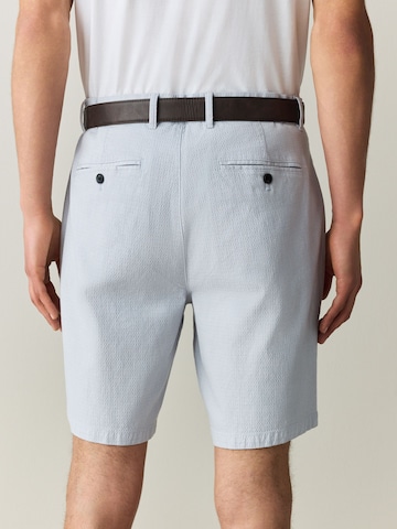 Next Regular Shorts in Blau
