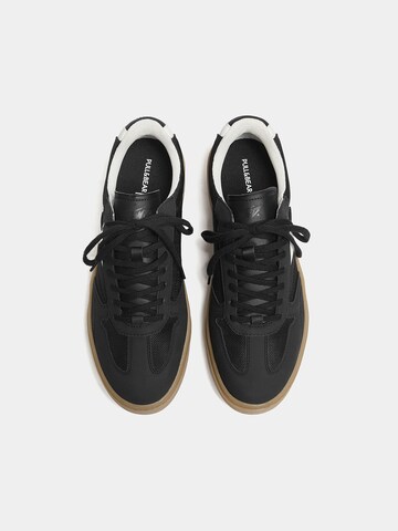 Pull&Bear Sneakers low i svart