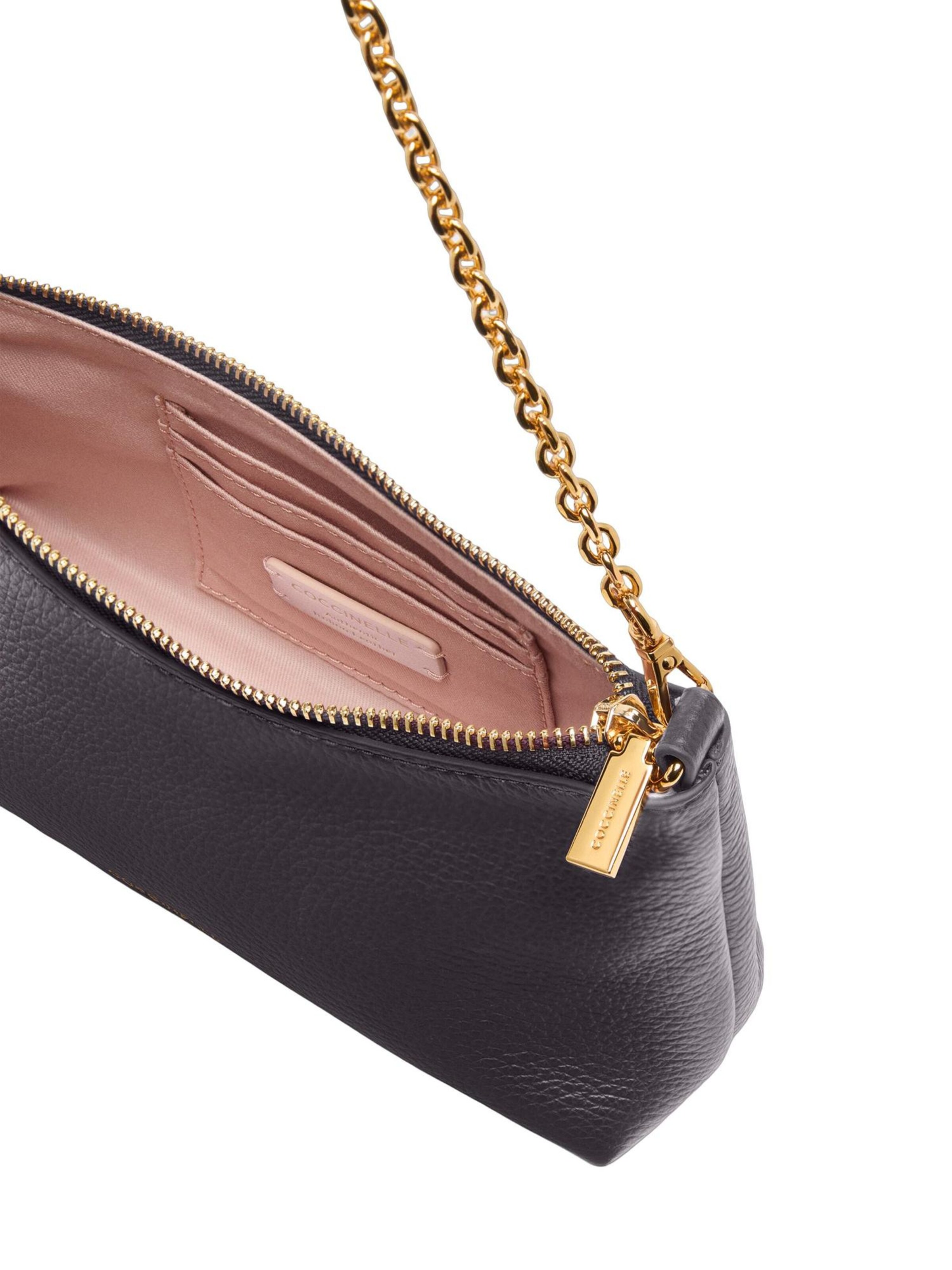 Borsa a mano 'Coccinelle Aura' di Coccinelle in rosso