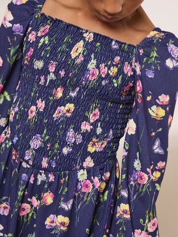 Lipsy Kleid in Blau