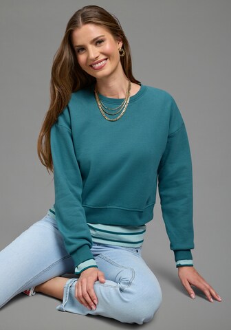 LAURA SCOTT Sweatshirt in Green: front