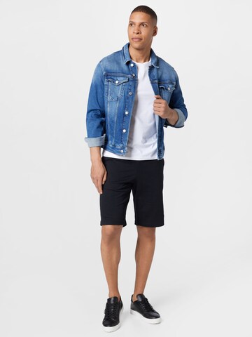 Regular Pantaloni de la EA7 Emporio Armani pe negru