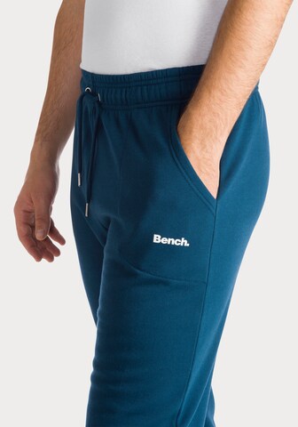 BENCH Tapered Nadrág - kék