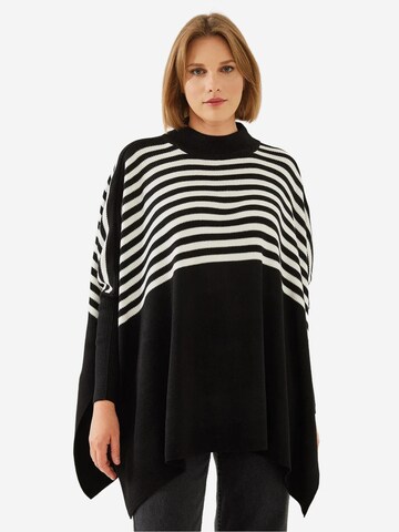 Pullover extra large di Bianco Lucci in nero: frontale