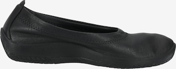 Arcopedico Ballet Flats in Black